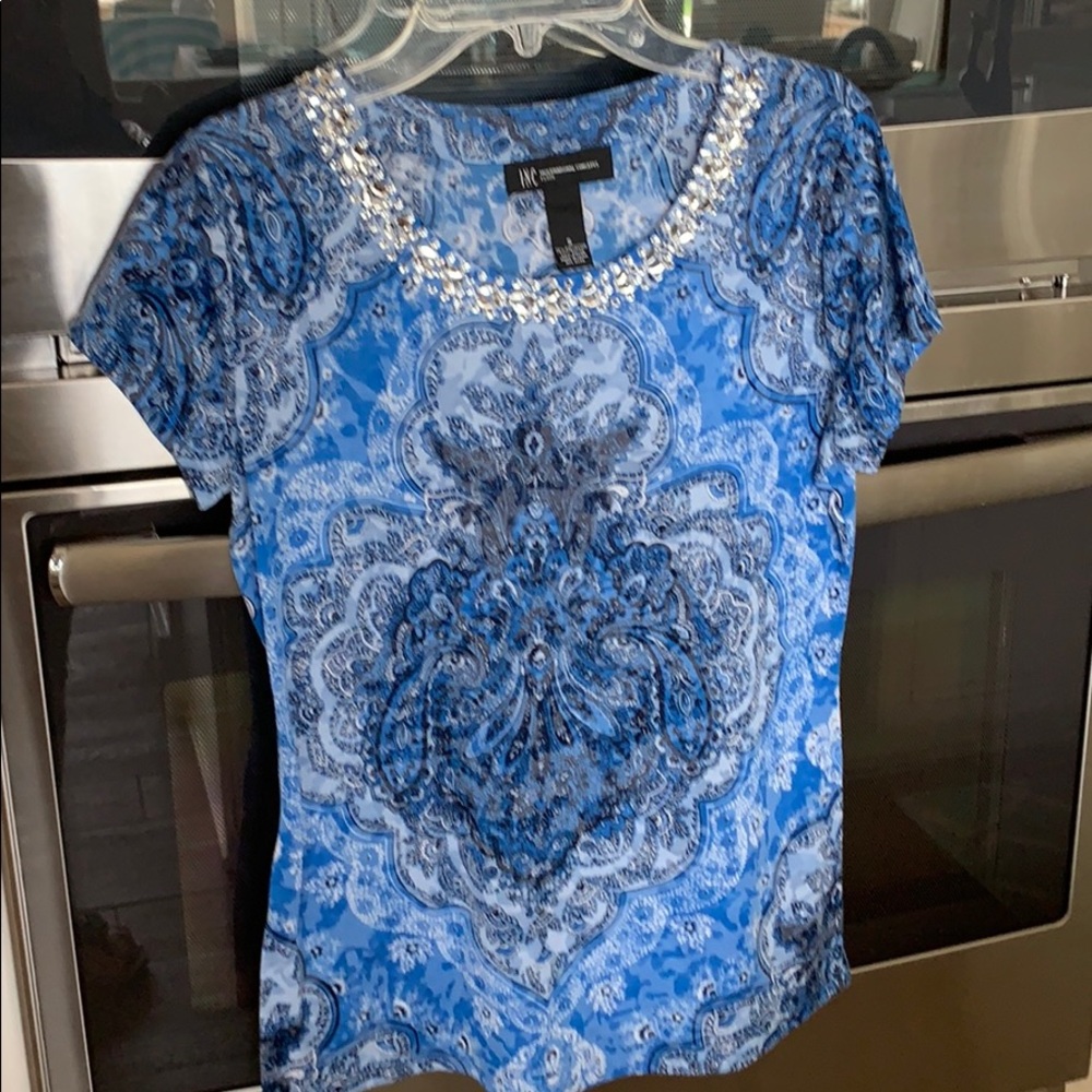 Beautiful sequence T shirt style top